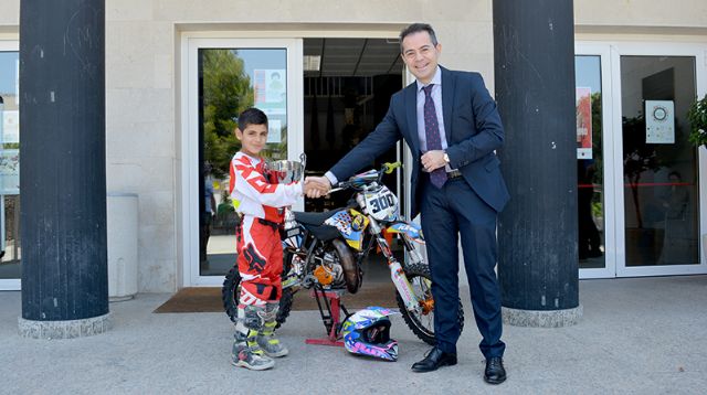 El joven ilorcitano Salvador Pérez, Campeón de España de MX50 - 4, Foto 4