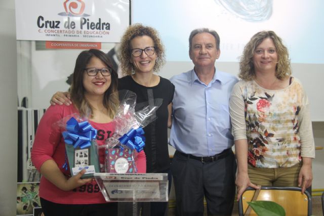 Una alumna del CC Cruz de Piedra, segundo premio del Concurso Relatos de Agua Inteligente - 3, Foto 3