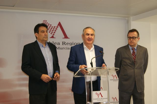 El PSOE reclama en la Asamblea la retirada de los barracones de la Casa del Niño - 1, Foto 1
