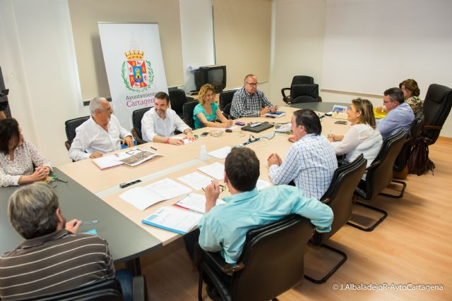 El Ayuntamiento constituye una Comision para tratar el tema de la vivienda social en el municipio - 1, Foto 1