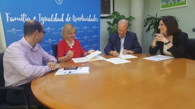 La Comunidad financia con 255.500 euros el mantenimiento del albergue de Jesús Abandonado - 1, Foto 1