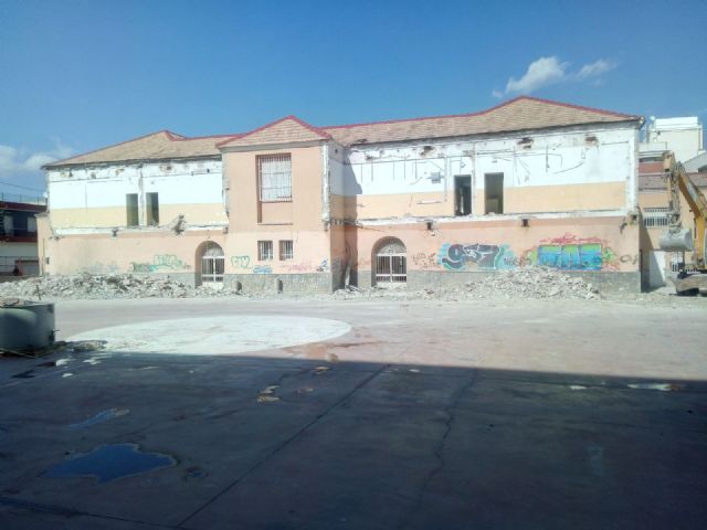 Cambiemos Murcia denuncia el derribo de parte del CEIP Escuelas Nuevas de El Palmar sin consultar con la junta municipal - 2, Foto 2