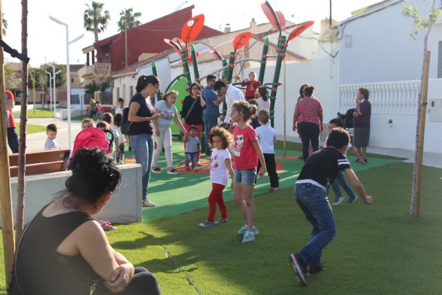 Los más pequeños disfrutan Nos vemos en el parque  con talleres lúdicos y personajes Disney - 1, Foto 1