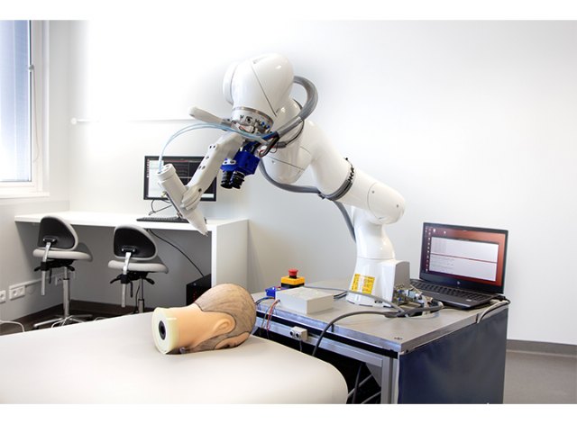 Un robot que realiza todas las fases del trasplante capilar, el objetivo de Insparya a corto plazo - 1, Foto 1