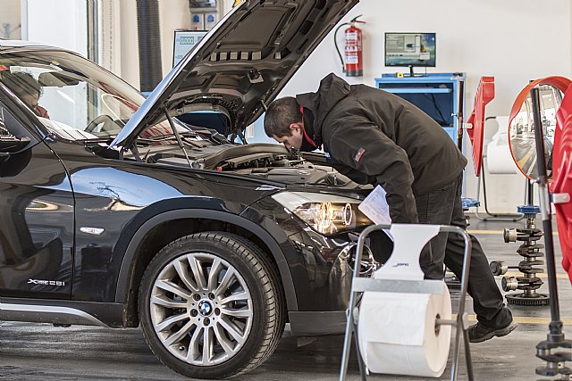 Más de dos millones y medio de vehículos circulan por las carreteras españolas sin la ITV al día y con el seguro caducado - 1, Foto 1