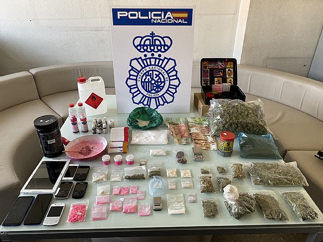 La Policía Nacional desmantela un laboratorio de elaboración de la droga sintética conocida como “cocaína rosa” - 1, Foto 1