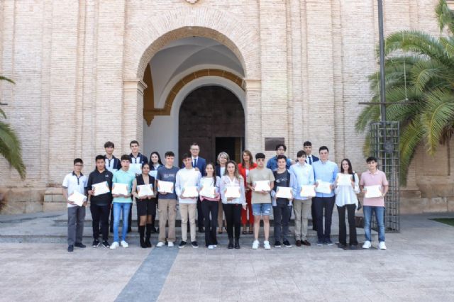 La UCAM premia a los ganadores de sus Olimpiadas Científicas - 1, Foto 1