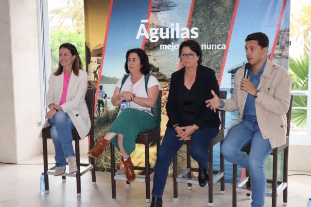 La poetisa Magdalena Sánchez Blesa aplaude la apuesta por la Cultura en Águilas - 3, Foto 3