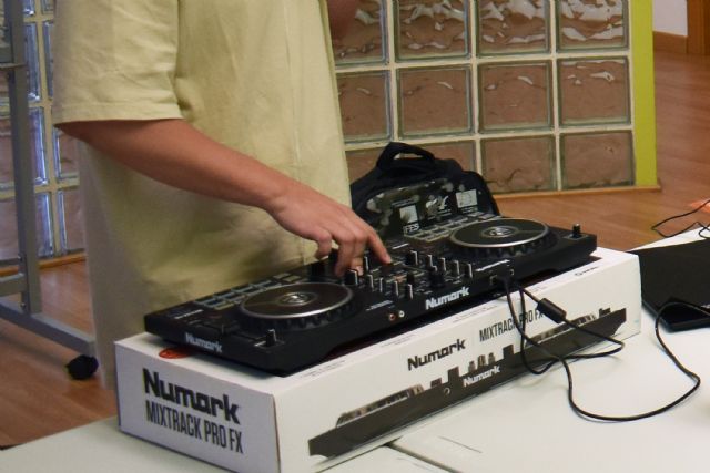 Los jóvenes torreños conocen el oficio de DJ con el proyecto Music Lab - 4, Foto 4