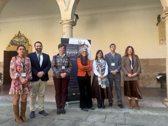 La vicerrectora de la UMU, Vanesa Valero, elegida presidenta de la Red Universitaria Española de Estudios de Postgrado - 1, Foto 1