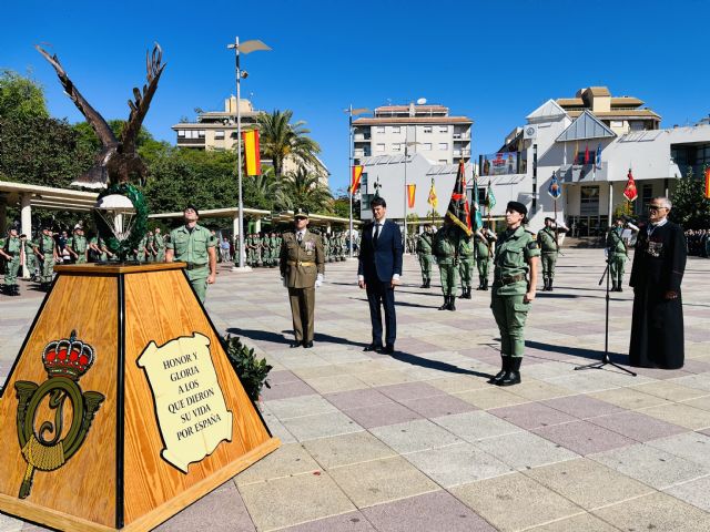 Molina de Segura celebra su primera jura de bandera para personal civil en un acto solemne en la Plaza de España - 3, Foto 3