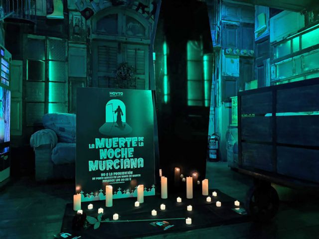 Tres velatorios simbólicos en los locales de ocio nocturno por La muerte de la noche murciana - 4, Foto 4