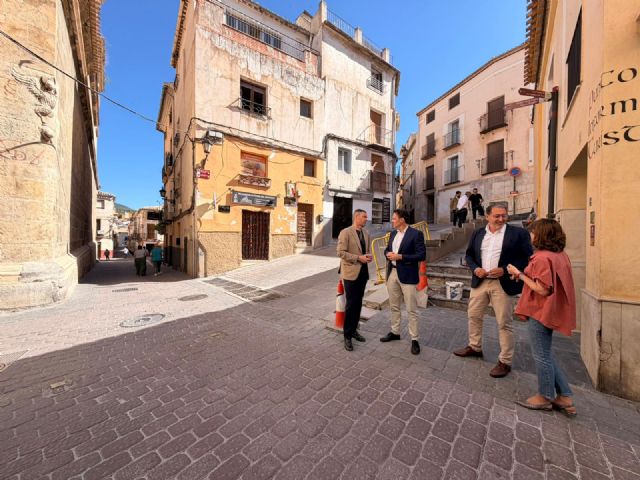Fomento mejora el entorno paisajístico de la Puerta de Santa Ana y la iglesia de la Soledad de Caravaca de la Cruz - 2, Foto 2