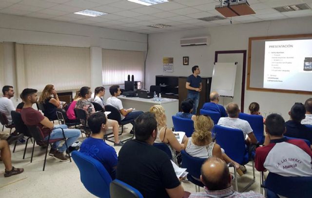 'Cardiosalus Sport' imparte una charla sobre entrenamiento y nutrición deportiva en Las Torres de Cotillas - 1, Foto 1