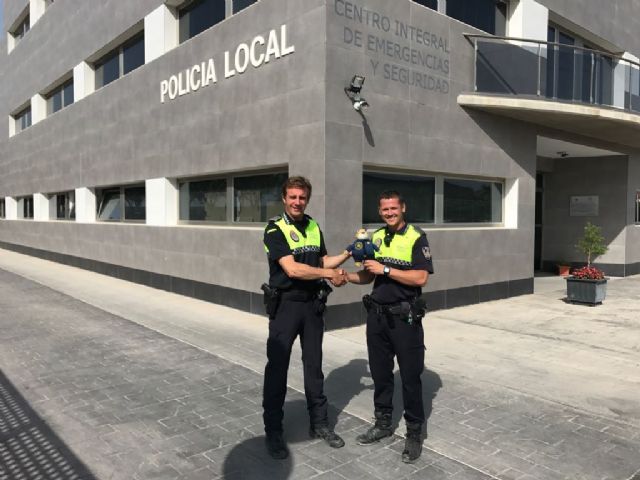 La Policía Local de Lorca se suman a la iniciativa puesta en marcha por la Asociación Star Spain y la AECC para la recaudación de fondos para la lucha contra el cáncer infantil - 1, Foto 1