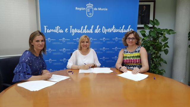 La Comunidad colabora con el centro de atención temprana para menores con problemas de desarrollo de Las Torres de Cotillas - 1, Foto 1