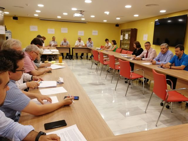 La CHS analiza en una jornada interna sus posibles aportaciones al Libro Verde sobre la Gobernanza del Agua - 2, Foto 2