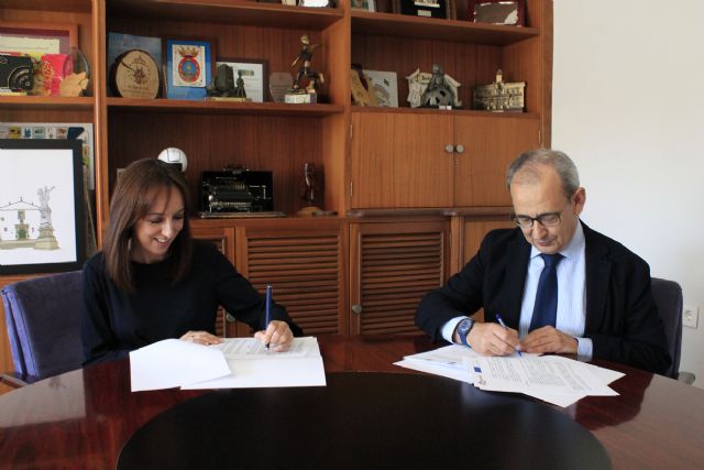El Ayuntamiento de Bullas firma un convenio de colaboración con Amusal para fomentar el emprendimiento colectivo en el municipio - 1, Foto 1