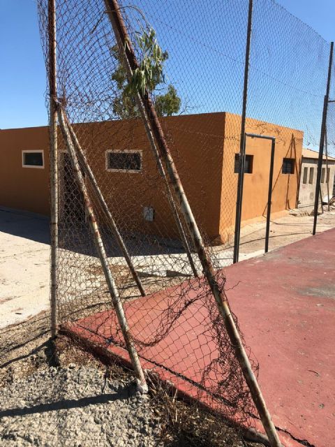 El PP denuncia que el arreglo de la pista deportiva del barrio de Santa María acumula ya 9 meses de retraso - 5, Foto 5