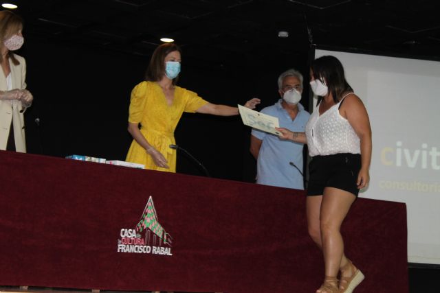 El Club Náutico de Águilas, el primero de la Región en recibir la certificación ISO 9000 en el ámbito de la formación - 1, Foto 1