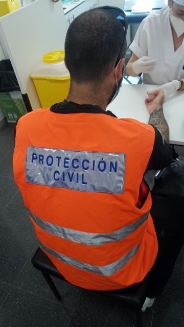 Agentes de la Policía Local y voluntarios de Protección Civil se someten a test de inmunidad para la detección de anticuerpos del COVID-19, Foto 5