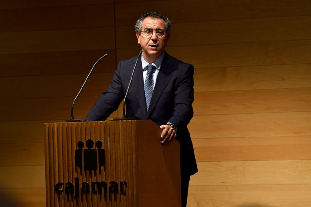 La confianza en el negocio bancario se basa en la constancia y la coherencia entre lo que se dice y lo que se hace - 2, Foto 2