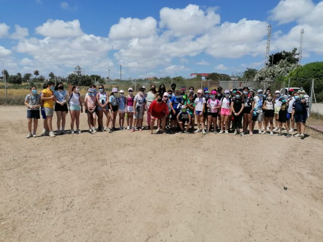 45 niños conocen el pasado romano de San Pedro del Pinatar en una visita teatralizada al yacimiento La Raya - 1, Foto 1
