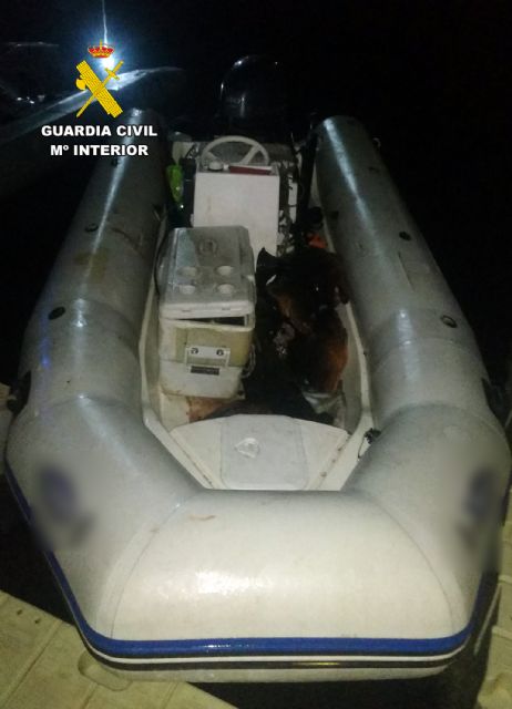 La Guardia Civil desarticula en Cartagena un grupo delictivo de pesca furtiva - 4, Foto 4