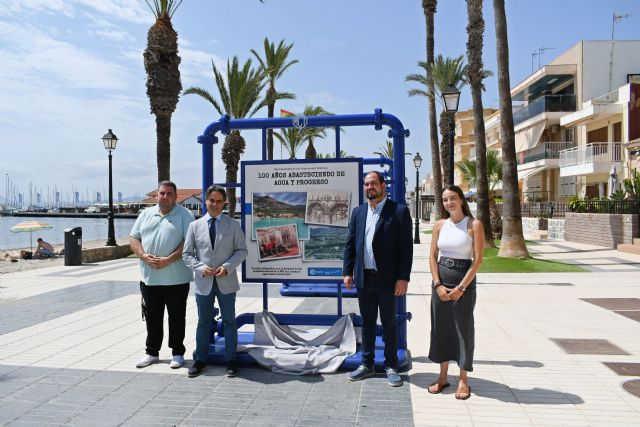 La muestra fotográfica sobre la historia centenaria de la MCT se presenta en Los Alcázares - 2, Foto 2