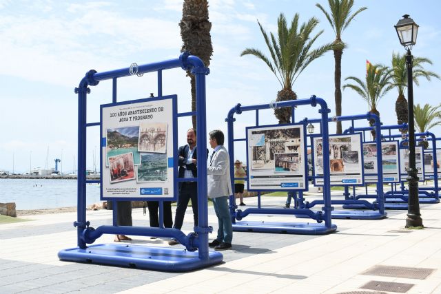 La muestra fotográfica sobre la historia centenaria de la MCT se presenta en Los Alcázares - 3, Foto 3