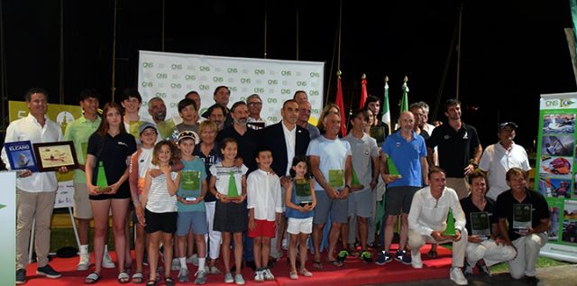 Sevilla . El Club Náutico Sevilla pone el broche de oro a una edición memorable del Ascenso - 4, Foto 4
