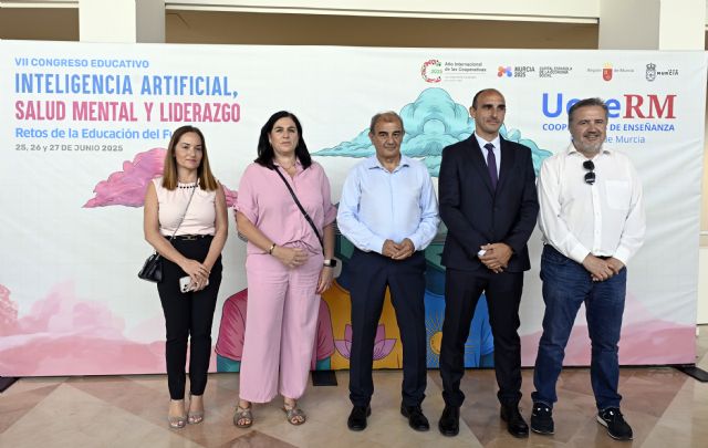 Arranca el VII Congreso Educativo de UCOERM, centrado en inteligencia artificial, salud mental y liderazgo con la asistencia de unas 1.400 personas - 4, Foto 4