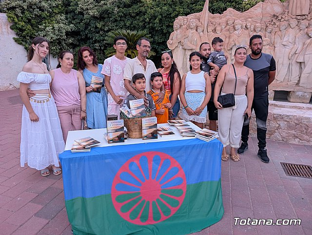 Soñando y viviendo: Luis Santiago presenta su legado poético tras 35 años de sueños y valentía, Foto 6