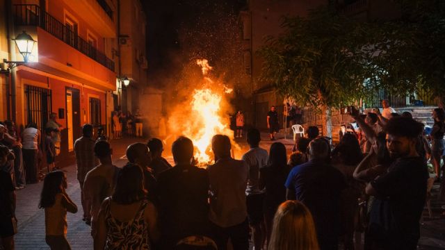 Fortuna celebra el éxito de la ´Quema del Muñeco 2026´ y reconoce el talento y la participación vecinal en la Noche de San Juan - 2, Foto 2