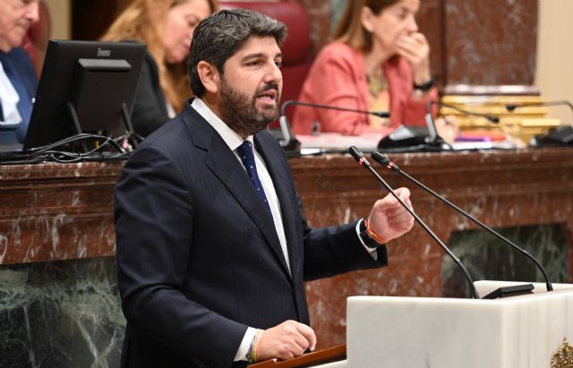 L�pez Miras anuncia un plan de 89 millones para climatizar todas las aulas y un decreto para reducir la burocracia del profesorado, Foto 2