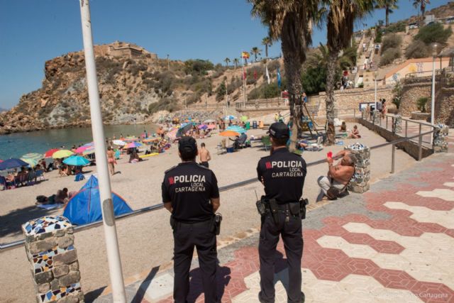 Consejos en botellines de agua para Disfrutar de un Baño Seguro - 3, Foto 3