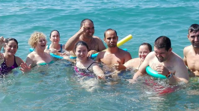 Day Centers for Disability organize a special program with summer activities for users with the aim of promoting different healthy therapeutic aspects, Foto 4