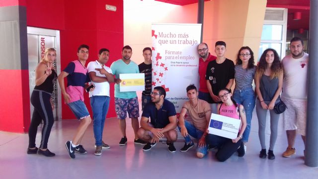 Finaliza el curso de servicio básico de restaurante  con el 50% de colocación tras las prácticas - 2, Foto 2