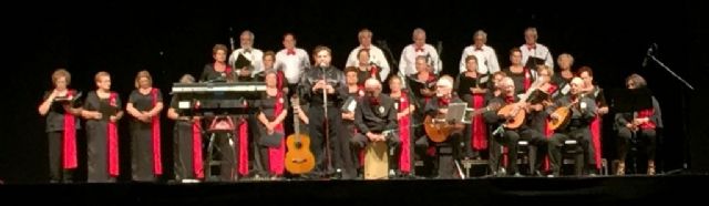La Coral del Centro Municipal de la Tercera Edad ofrece su primer concierto estival - 1, Foto 1