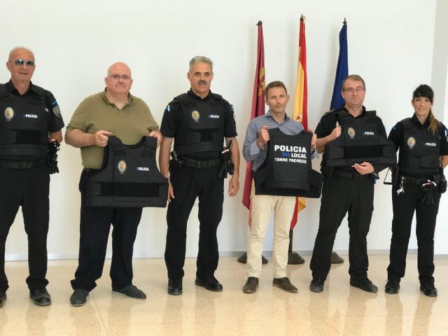 Torre Pacheco incrementa la seguridad de la Policía Local con 60 chalecos antibalas unipersonales - 3, Foto 3