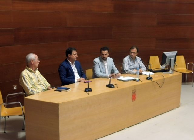 Mario Gómez se reúne con más de un centenar de contratistas, empresarios de la construcción y del sector servicios para presentar los objetivos de su concejalía - 2, Foto 2