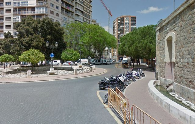 La Plaza Juan XXIII continuará cortada al tráfico por las obras de canalización de pluviales - 1, Foto 1