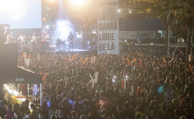 Miles de personas disfrutaron de conciertos gratuitos en La Barra Libre de La Mar - 1, Foto 1