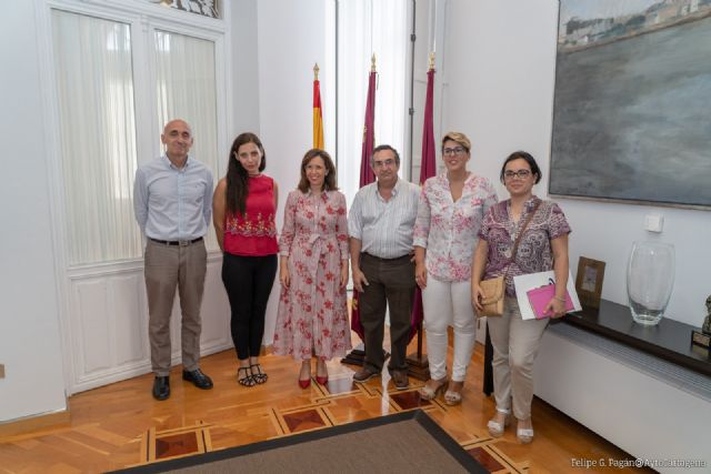 El equipo de gobierno municipal mantiene su primer encuentro con la FAPA - 1, Foto 1