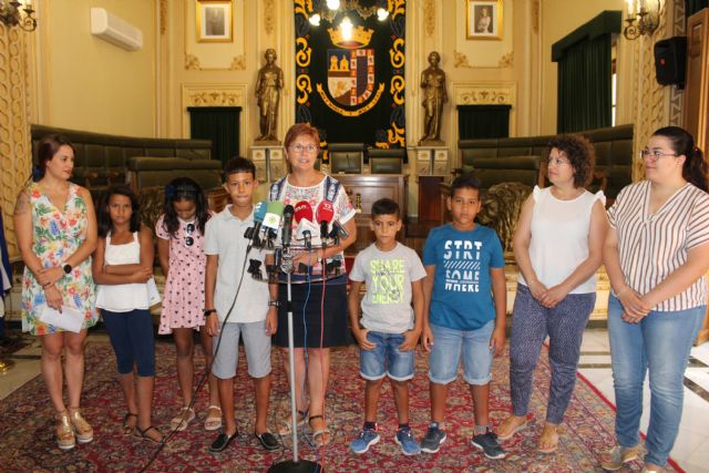 Los cinco menores saharauis acogidos este verano en Jumilla son recibidos en el Ayuntamiento - 5, Foto 5