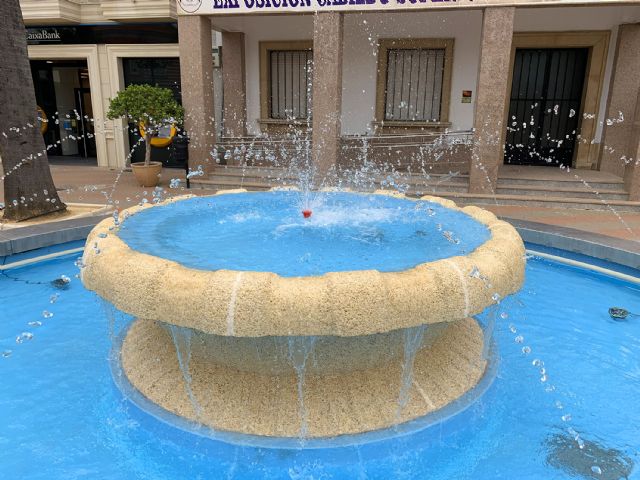 Las fuentes de las calles Mayor y Mula ya lucen como nuevas tras su arreglo - 2, Foto 2