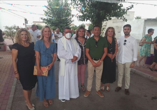 El PP torreño comparte con los vecinos del Barrio de La Loma el ambiente de convivencia y tradición - 1, Foto 1