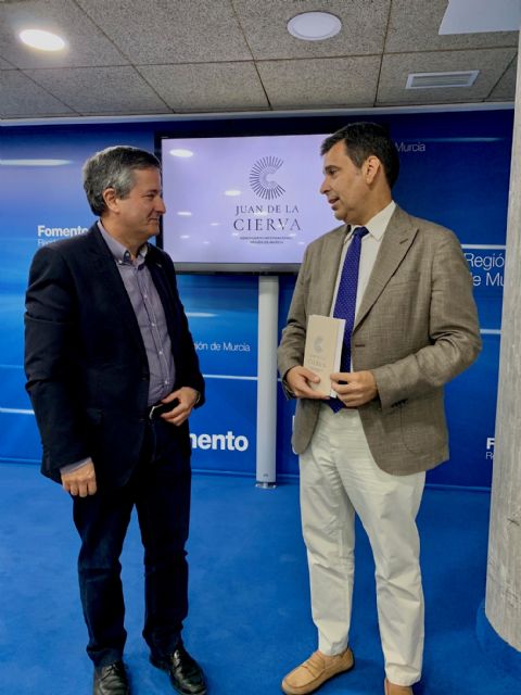 El Gobierno regional defenderá hasta el final que el Aeropuerto Internacional lleve el nombre del ilustre murciano Juan de la Cierva - 2, Foto 2