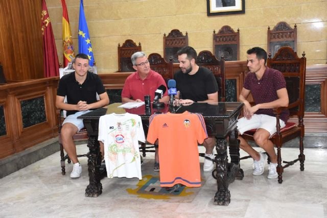 El F.B. Calasparra, club convenio de el Valencia C.F - 1, Foto 1