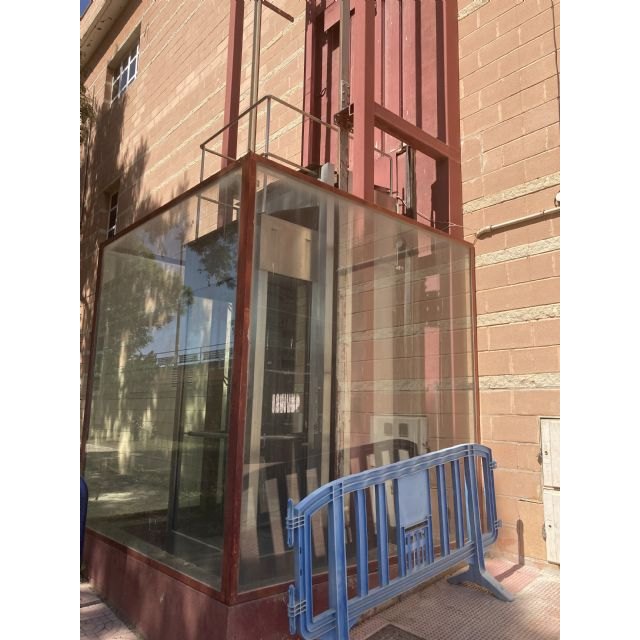 Los socialistas exigen que se repare el ascensor del Centro Cívico (Ayuntamiento provisional) - 1, Foto 1